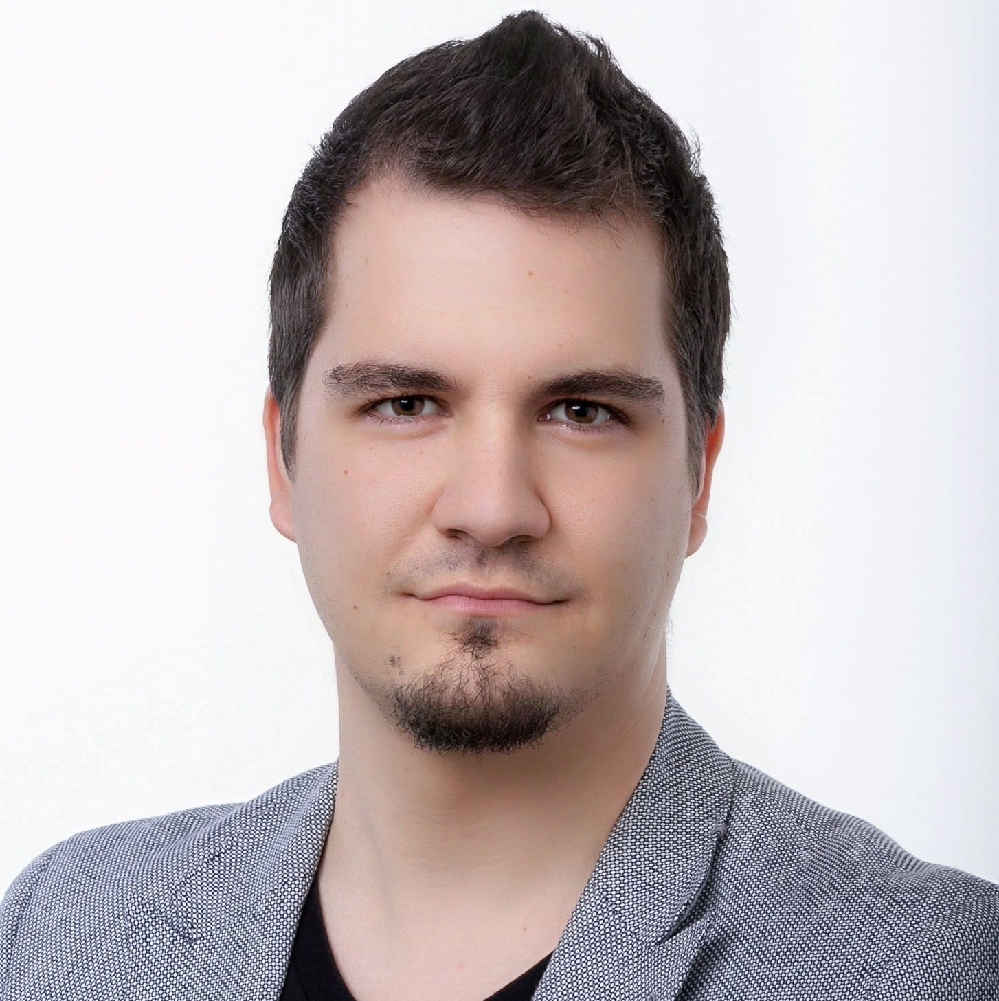 Varga Dávid Képzés és fejlesztési csoport koordinátor HR